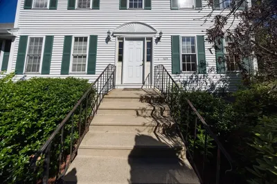469 Walnut St 1