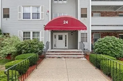 24 South St #3