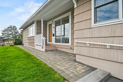 63 Roosevelt Drive 1