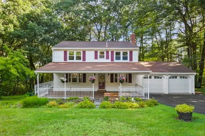 142 Fort Sumter Drive 1
