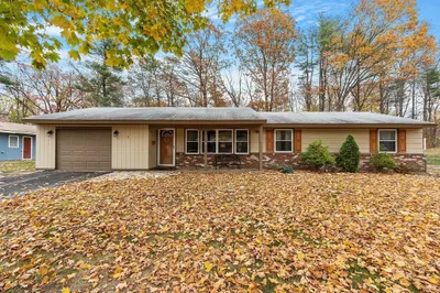 5 Robert Rd