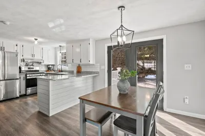 202 Pondview Village Road #202 1