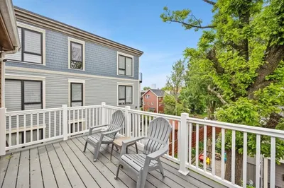 102 Mount Pleasant Ave 1