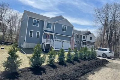 22 Greylock Ave 1
