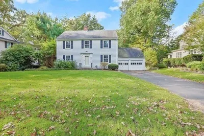 42 Summit Road 1