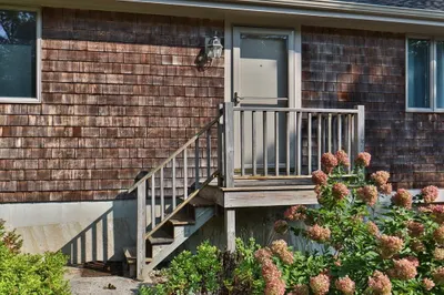 305 Cotuit Rd