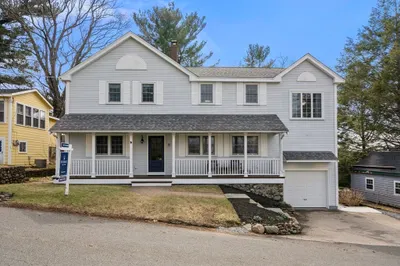 9 Fairview St 1