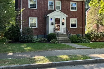 95 Withington Rd #1B