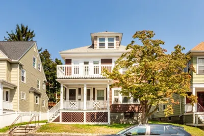 22 Saranac St