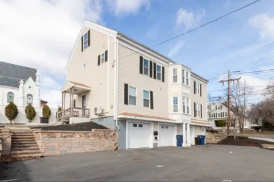 143 Village St #B 1