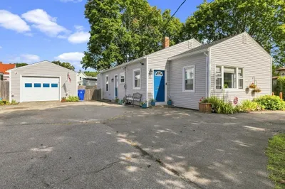 12 Waverly St 1