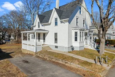 28 School Street 1