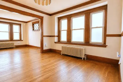 5 Taunton Ave