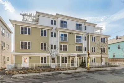 143 Cedar St #3