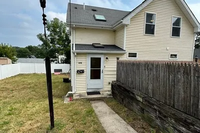 48 ButleR St #R
