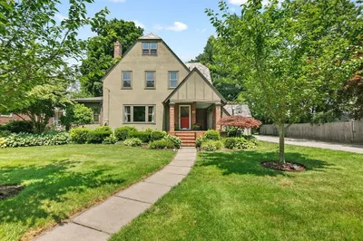 184 Greenacre Ave 1