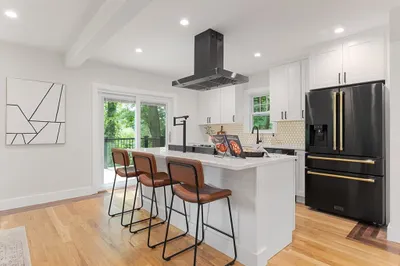34 Riveredge Rd 1