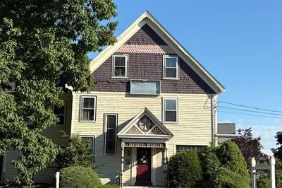 399 S Main St 1