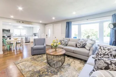 43 Edgartown Road 1