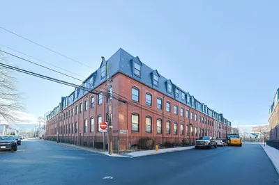 10 Weston Ave #327 1