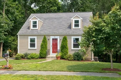 36 Calvert Rd
