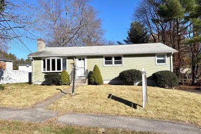 3 Deerfield Rd 1