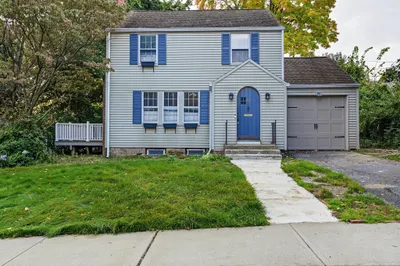 22 Anderson Ave 1