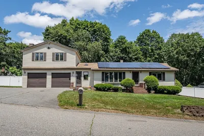 47 Oriole Dr