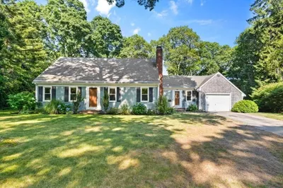 39 Coleridge Dr 1