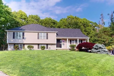 47 Pleasant Harbour Rd 1