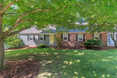 101 Newell Dr 1