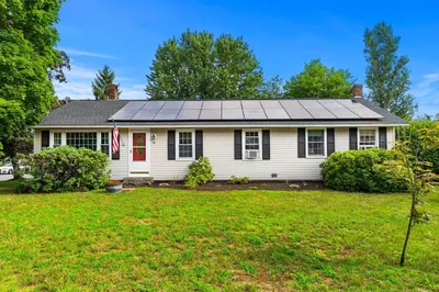 78 Lowell Rd 1