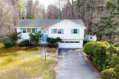 17 Candlewood Drive