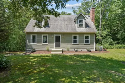 132 Fairview Ave