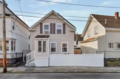 87 Abbott St 1