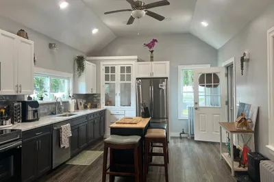 31 Spring Pl