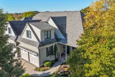 4 Summit Rd #4