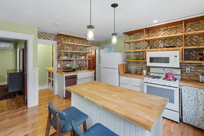398 Lake Ave #2 1