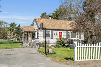 22 Depot Rd