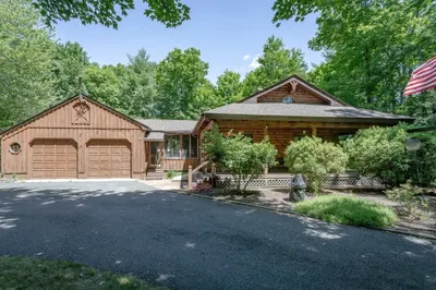 457 Montgomery Rd 1