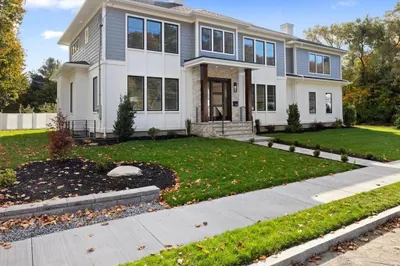 166 Wiswall Rd 1