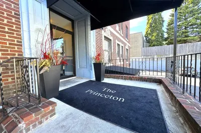 8 Langmaid Ave #3