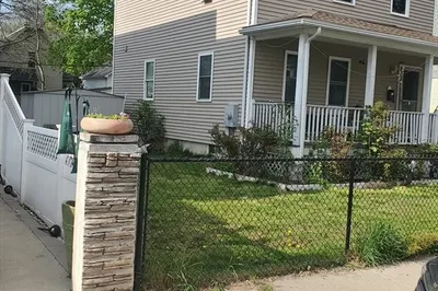 90 Quincy St