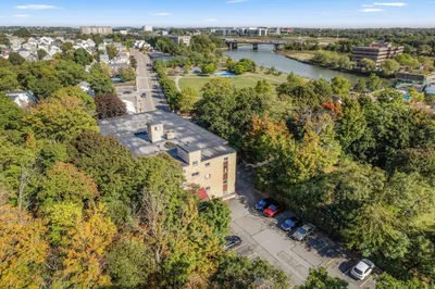 135 Granite Ave #3 1