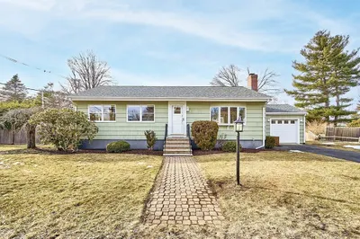 4 Parkman Rd 1