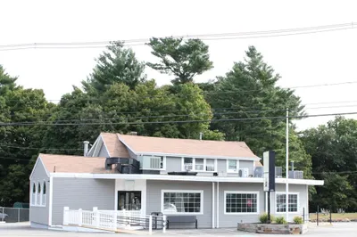 275 North Main Street 1