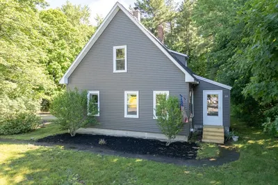 211 Main St