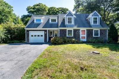 80 Dunns Pond Rd 1