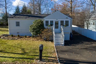 68 Upland Rd