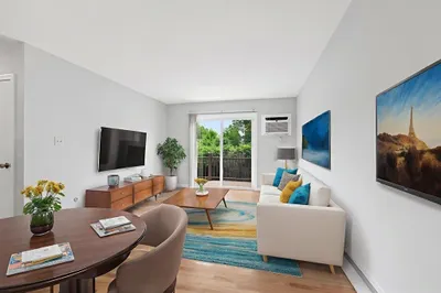 146 Middlesex St #148 1